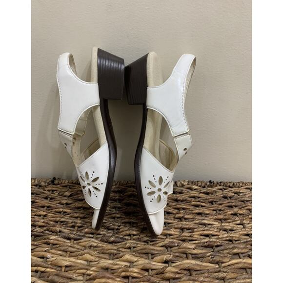 SAS Sunburst Heel Strap Sandals White Leather Eyelet Floral Comfort Women’s 9N - Picture 5 of 9